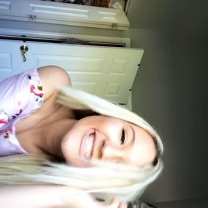 Meet your Posher, Sydney